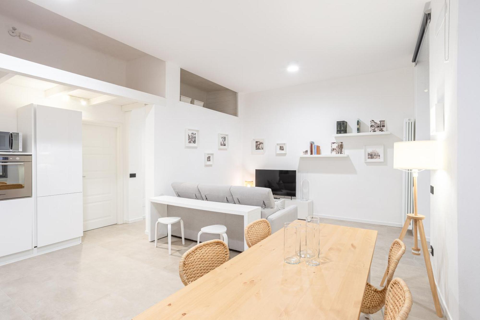 Sant Ambroeus Garden Apartment มิลาน ภายนอก รูปภาพ