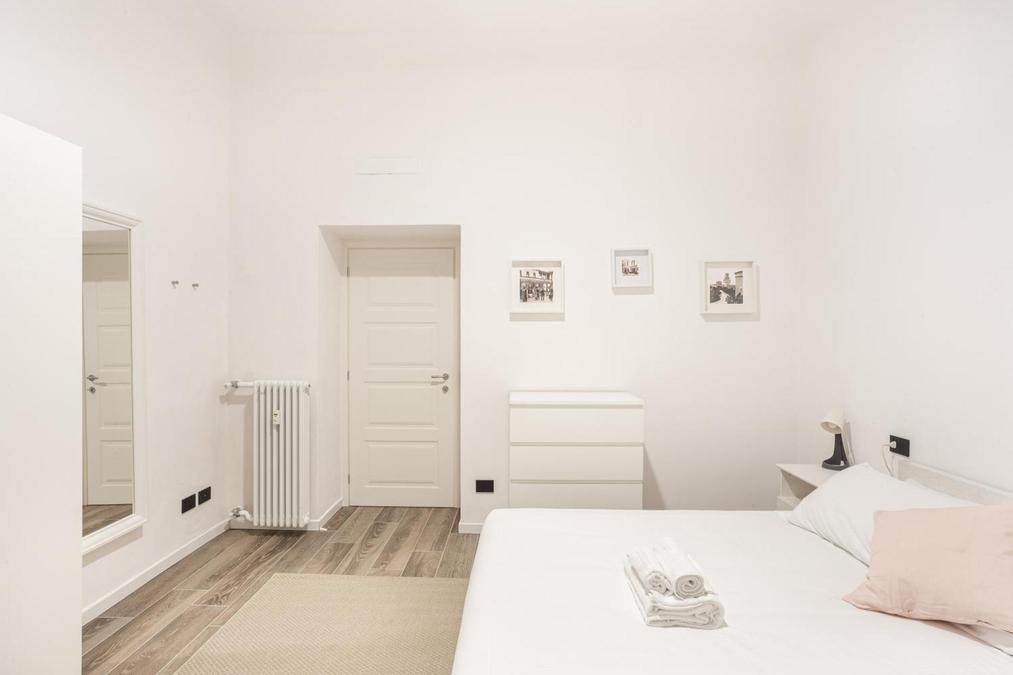 Sant Ambroeus Garden Apartment มิลาน ภายนอก รูปภาพ
