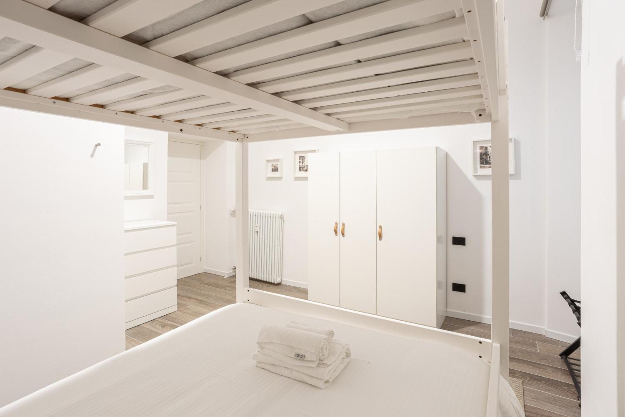 Sant Ambroeus Garden Apartment มิลาน ภายนอก รูปภาพ